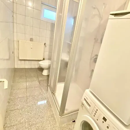 Gemuetliches Wg-zimmer 5, Zentral In Apartman