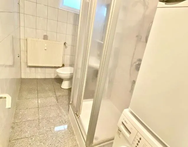 Gemuetliches Wg-zimmer 5, Zentral In Daire